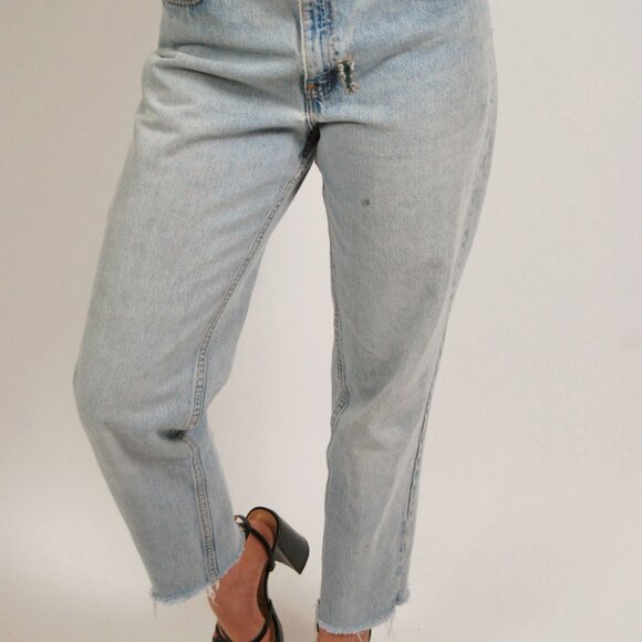 90s Levi's 550's (10) womens light wash jeans vintage 28 ankle crop faded taper - Picture 4 of 10